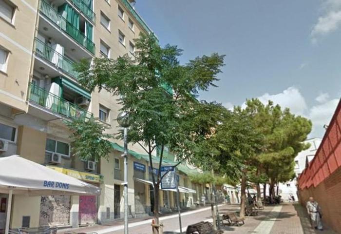 Piso en venta en L'Hospitalet de Llobregat, La Florida photo 0