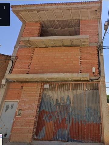 Edificio en venta en Monreal del Campo, Aragon photo 0