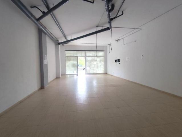 Local comercial en venta en Manresa, Manresa photo 0