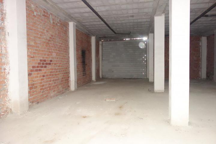 Local comercial en venta en Alcalá de Guadaira, Alcalá de Guadaira photo 0