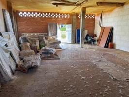 Local comercial en venta en Haro photo 0