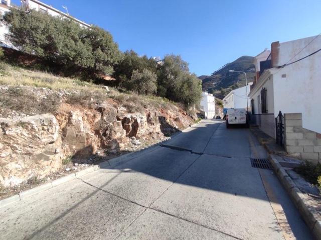 Terreno en venta en Cómpeta photo 0