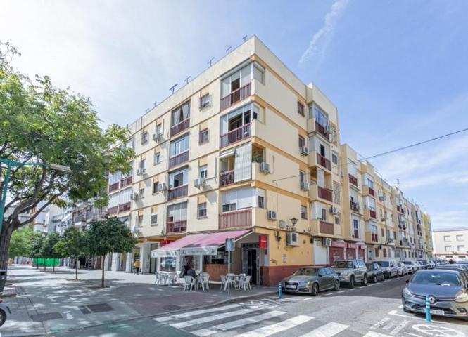 Local comercial en venta en Sevilla, Parlamento - Torneo photo 0