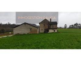 Casa en venta en Carballo photo 0