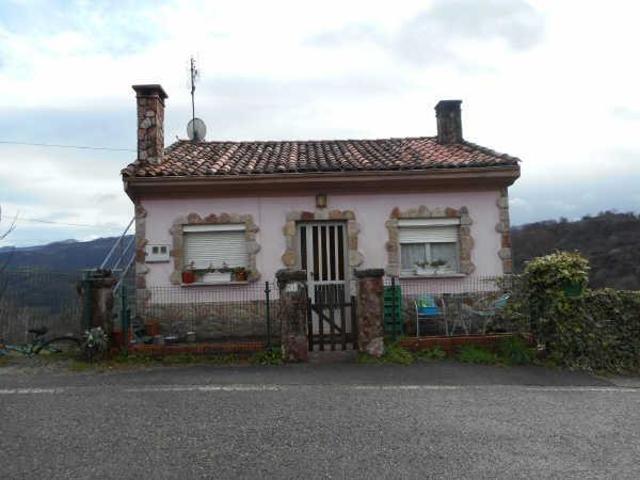 Casas de pueblo en venta en Bimenes, Suares photo 0