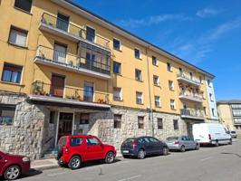 Planta baja en venta en Oviedo, Ventanielles photo 0