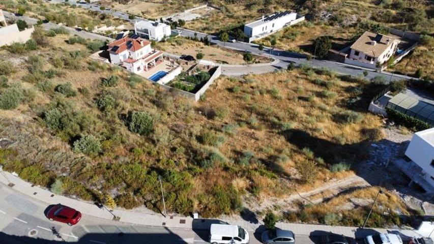 Terreno en venta en Zubia, Altos de la zubia photo 0