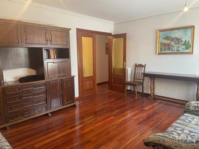 Piso en venta en Valencia de Don Juan, Centro photo 0