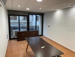 Local comercial en venta en Benidorm, Centro photo 0