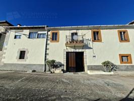 Casas de pueblo en venta en Villarcayo de Merindad de Castilla la Vieja photo 0