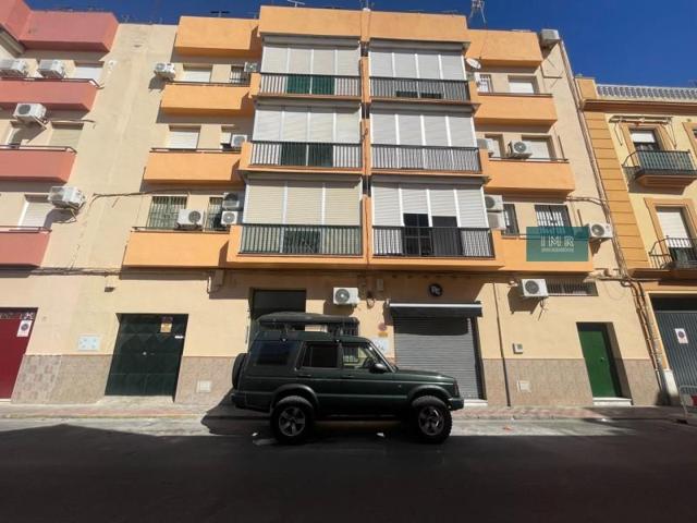 Piso en venta en Dos Hermanas, Centro - Doña Mercedes photo 0