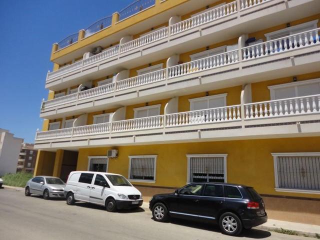 Apartamento en venta en Almoradi photo 0