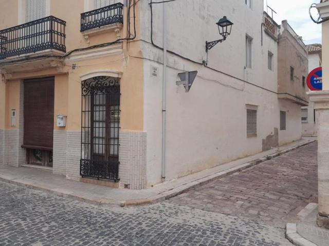 Casas de pueblo en venta en Alberic, Alberic photo 0