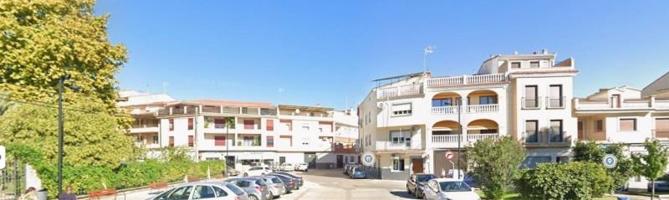 Adosada en venta en Montehermoso, Extremadura photo 0