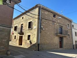 Casa con terreno en venta en Pitillas, Centro photo 0