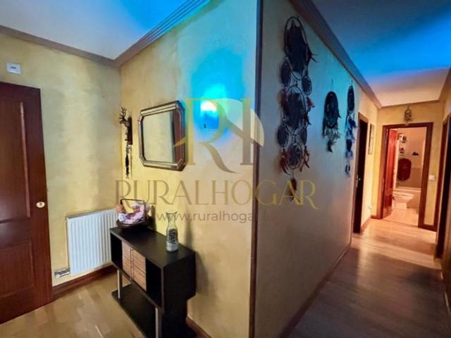 Piso en venta en Villaturiel photo 0