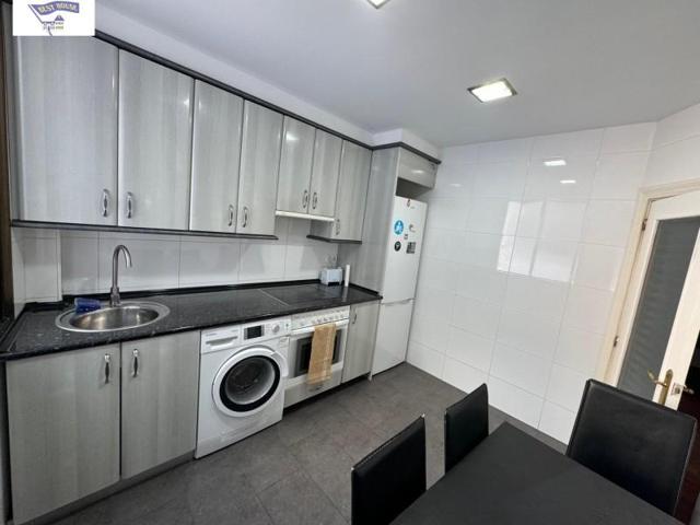 Piso en venta en Bermeo, Casco viejo photo 0