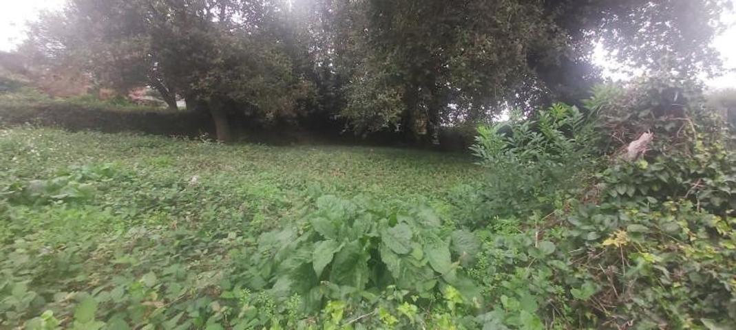 Terreno en venta en Santiago de Compostela photo 0