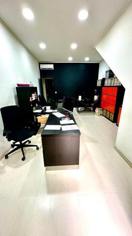 Local comercial en venta en Cartagena, Los barreros photo 0