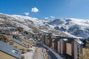Piso en venta en Monachil, SIERRA NEVADA photo 0