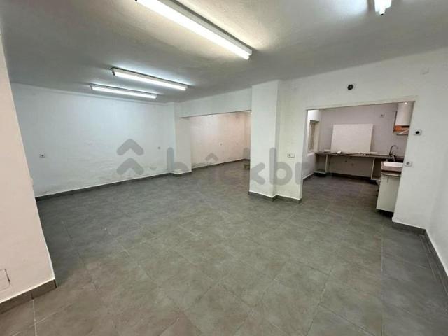 Local comercial en venta en Cornellà de Llobregat, Carrer del General Josep Manso i Solà, 08940 photo 0