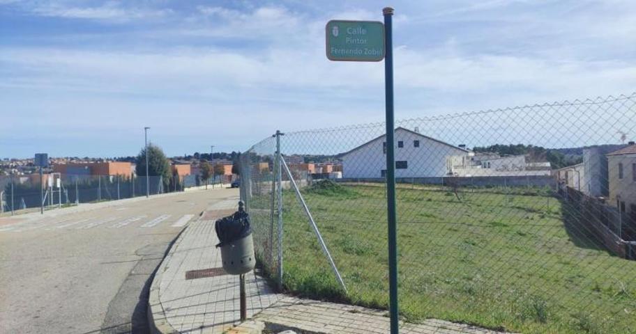 Terreno en venta en Bargas, Calle Pintor Fernando Zobel, 45593 photo 0