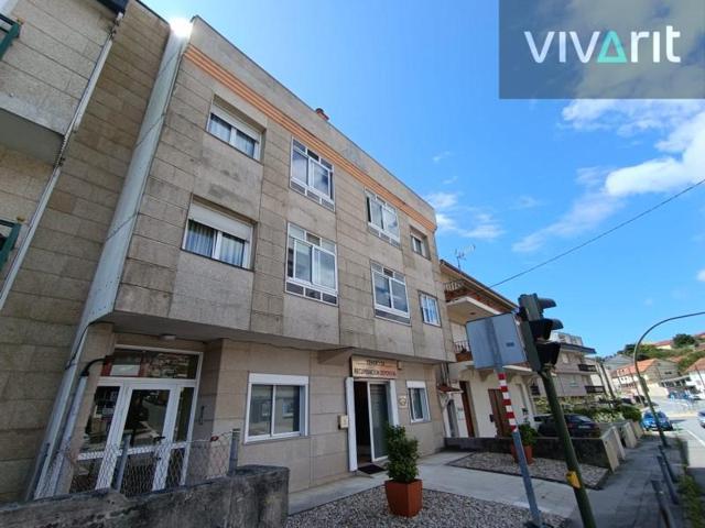 Piso en venta en Moaña photo 0