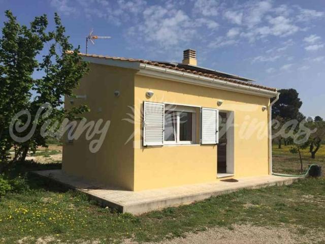 Casa en venta en Banyeres de Mariola photo 0