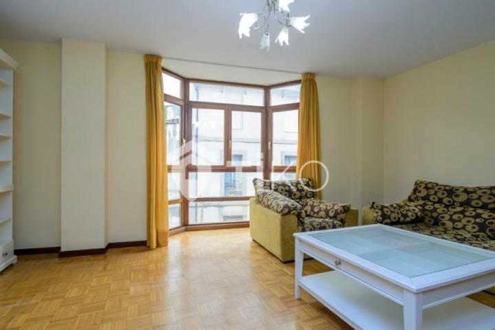 Piso en venta en Grado photo 0