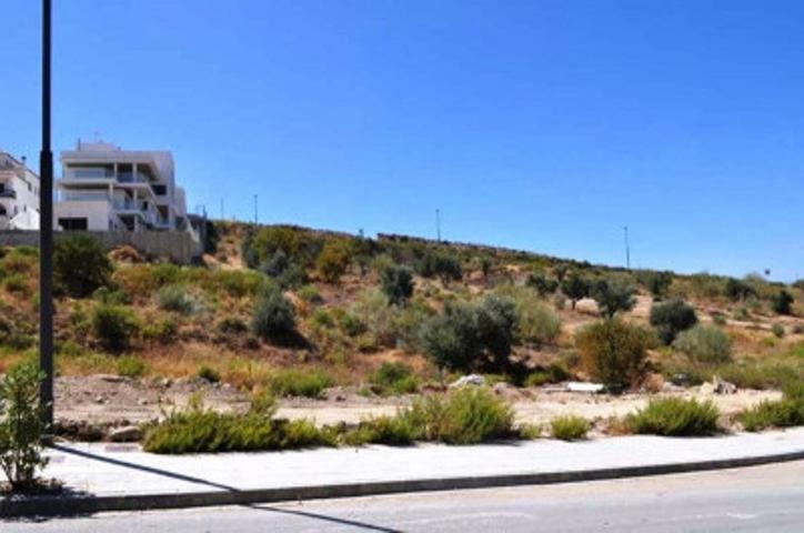 Terreno en venta en Zubia, Urb. Altos de La Zubia photo 0