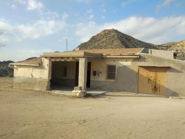 Casa con terreno en venta en Elche, Ferriol photo 0