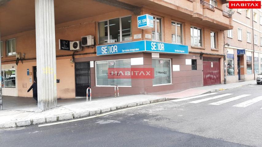 Local comercial en venta en Zamora, Tres Cruces photo 0