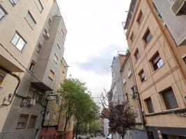 Piso en venta en L'Hospitalet de Llobregat photo 0