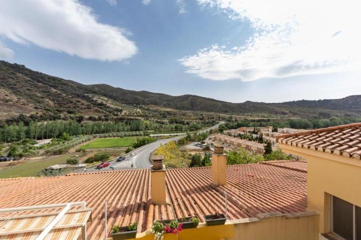 Piso en venta en Cenes de la Vega, Centro photo 0