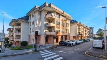 Piso en venta en Astillero, Astillero photo 0