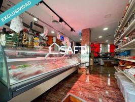 Local comercial en venta en Badalona photo 0