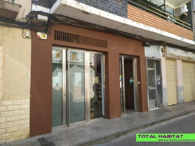 Local comercial en venta en Benetússer, AYUNTAMIENTO photo 0