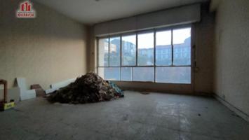 Local comercial en venta en Ourense, Centro photo 0