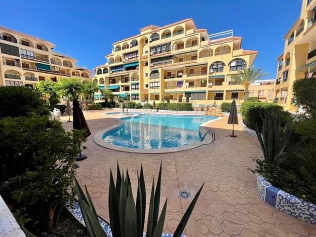 Apartamento en venta en Torrevieja, Torre la mata photo 0