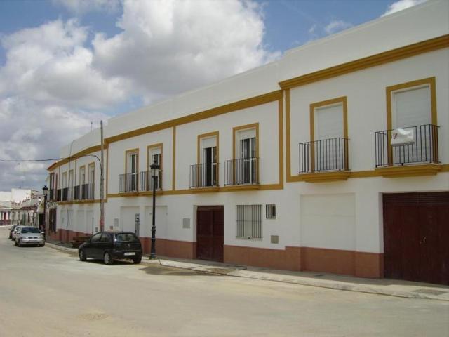 Local comercial en venta en La Palma del Condado, Calle Alfonso María de Cepeda, 21700 photo 0