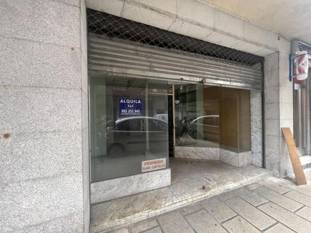 Local comercial en venta en Lugo, Calle Orense photo 0