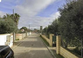 Casa en venta en Carmona, La celada photo 0