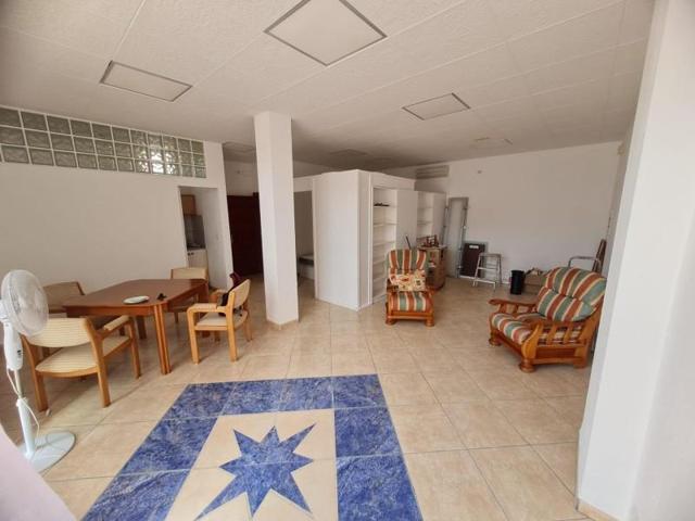 Local comercial en venta en Miami Platja, Centro photo 0