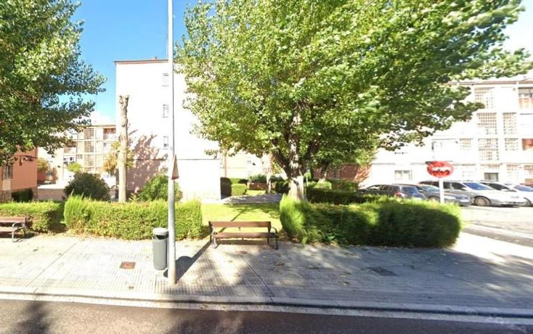 Piso en venta en Salamanca, Plaza Maestro Sorozábal, 37008 photo 0