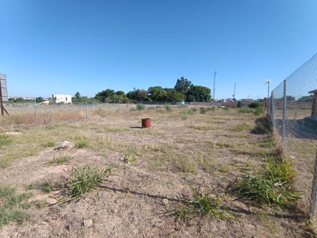 Terreno en venta en Palomares del Río, Andalucia photo 0