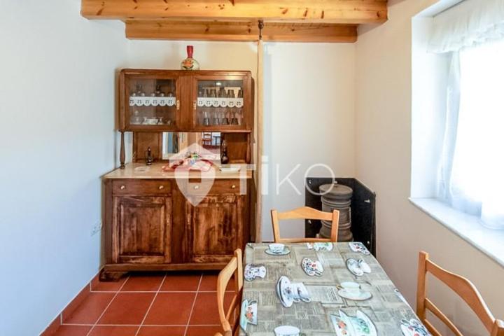 Casa en venta en Gradefes photo 0