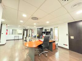 Oficina en venta en Elda, Centro - plaza castelar photo 0