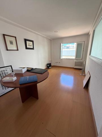 Oficina en venta en Algeciras, Centro photo 0