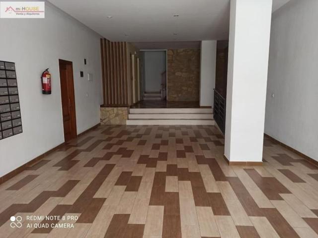 Apartamento en venta en Guardamar del Segura, Pueblo photo 0