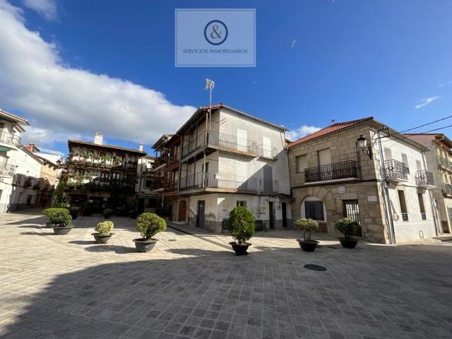 Casa en venta en Candeleda photo 0